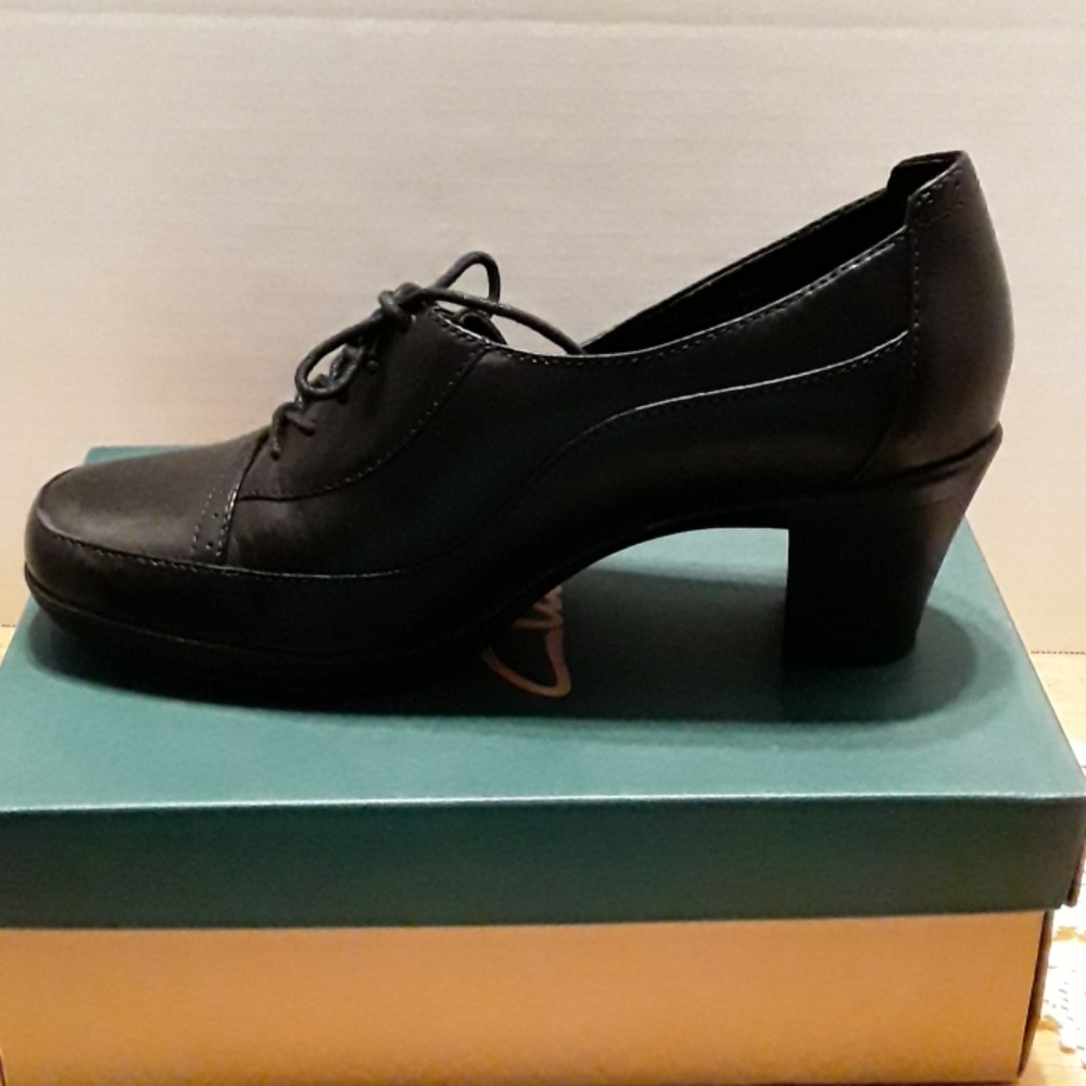 Clarks Women  Shoes